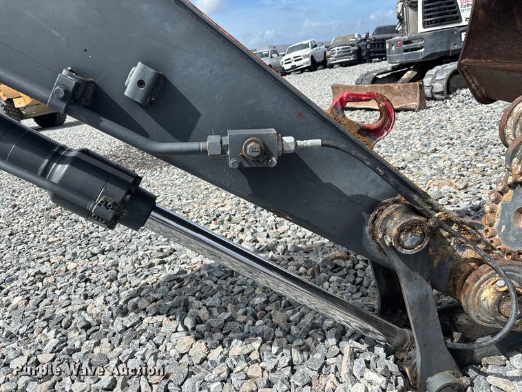 image for item YA3019 2021 John Deere 135G excavator