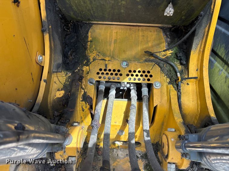 image for item YA3019 2021 John Deere 135G excavator