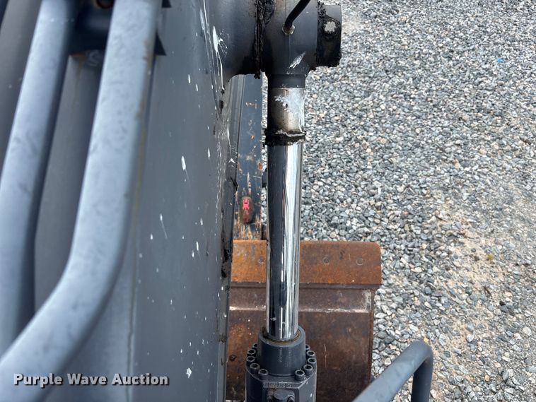 image for item YA3019 2021 John Deere 135G excavator