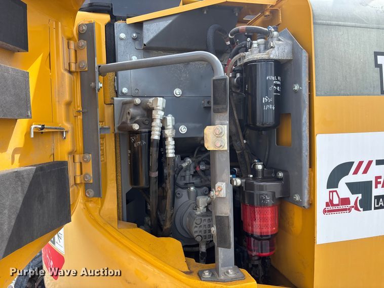 image for item YA3019 2021 John Deere 135G excavator