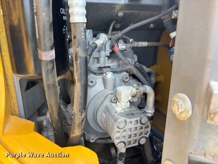 image for item YA3019 2021 John Deere 135G excavator