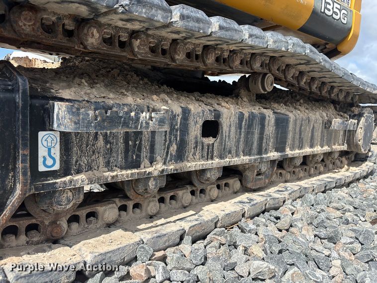 image for item YA3019 2021 John Deere 135G excavator