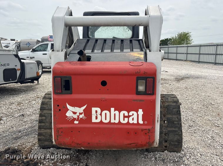 image for item YA3030 2006 Bobcat T300 tracked skid steer loader