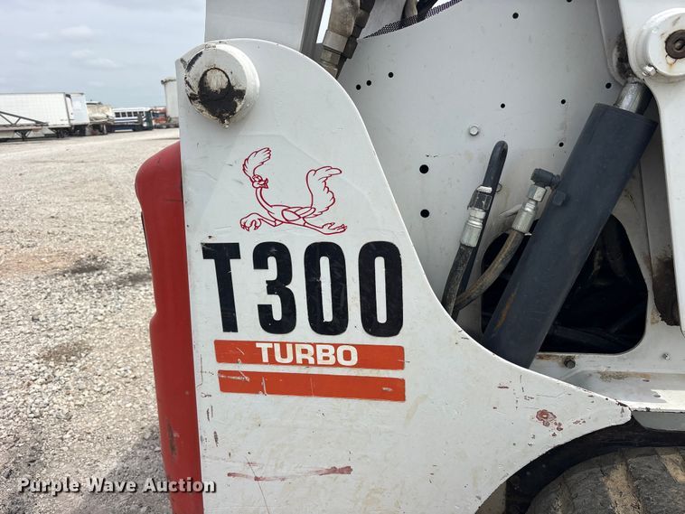 image for item YA3030 2006 Bobcat T300 tracked skid steer loader
