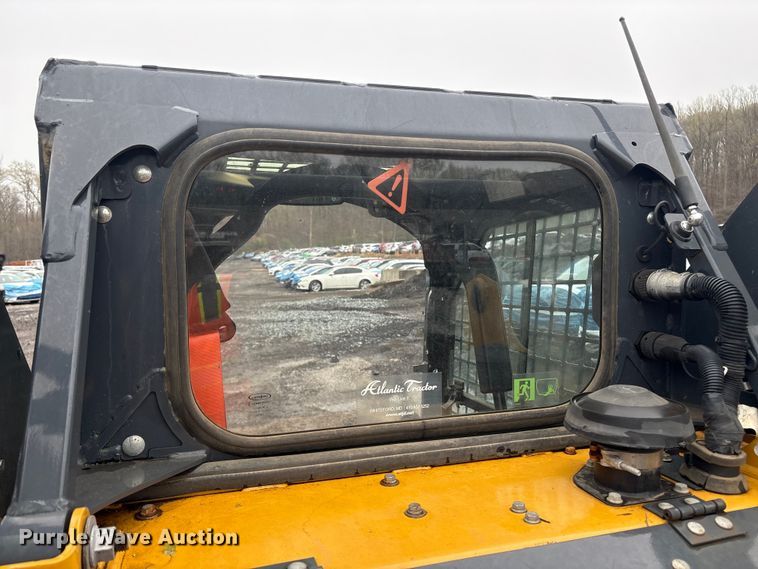 image for item YA3031 2022 John Deere 317G tracked skid steer loader