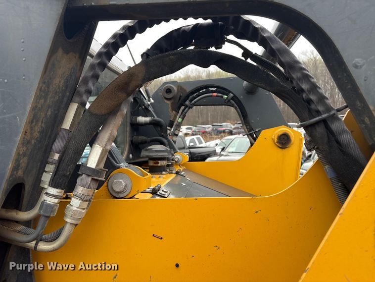 image for item YA3031 2022 John Deere 317G tracked skid steer loader