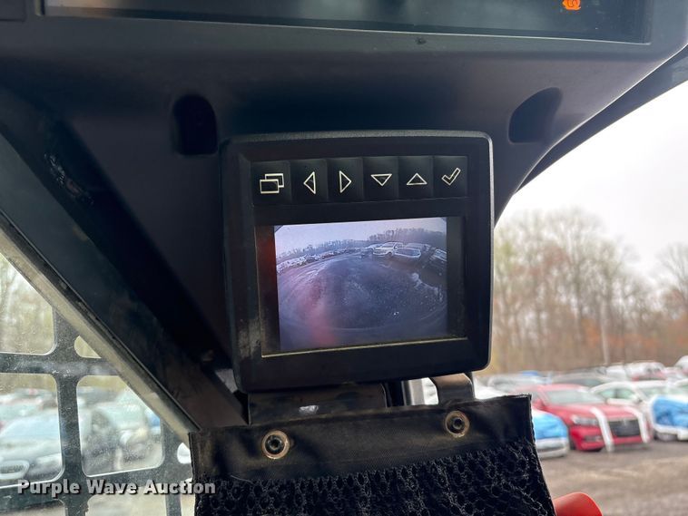 image for item YA3031 2022 John Deere 317G tracked skid steer loader