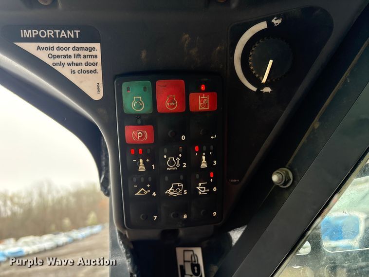 image for item YA3031 2022 John Deere 317G tracked skid steer loader