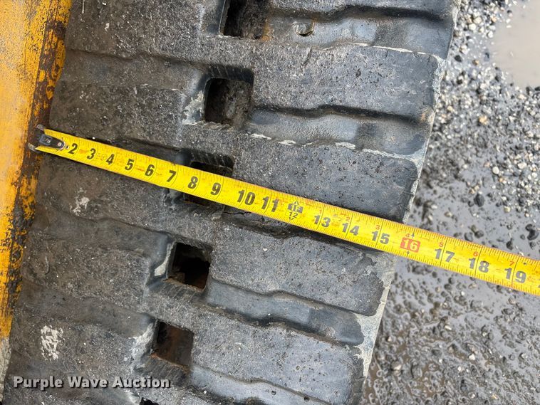 image for item YA3031 2022 John Deere 317G tracked skid steer loader