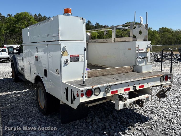 image for item YA3101 2013 Ford F450 Super Duty utility / service truck