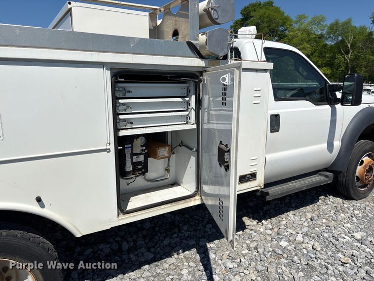 image for item YA3101 2013 Ford F450 Super Duty utility / service truck