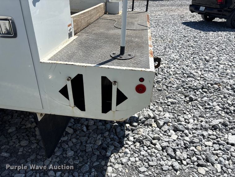 image for item YA3101 2013 Ford F450 Super Duty utility / service truck