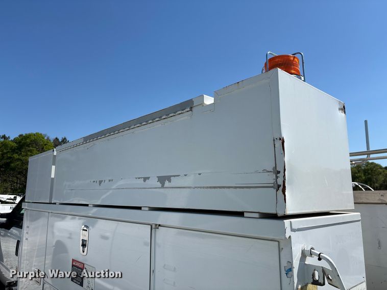 image for item YA3101 2013 Ford F450 Super Duty utility / service truck