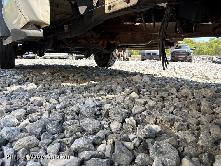 image for item YA3101 2013 Ford F450 Super Duty utility / service truck