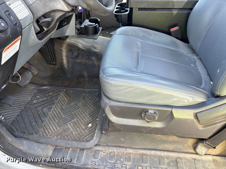 image for item YA3101 2013 Ford F450 Super Duty utility / service truck