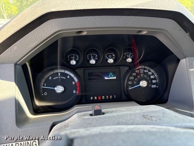 image for item YA3101 2013 Ford F450 Super Duty utility / service truck