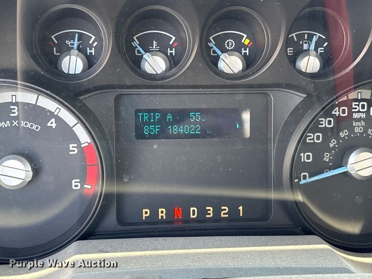 image for item YA3101 2013 Ford F450 Super Duty utility / service truck