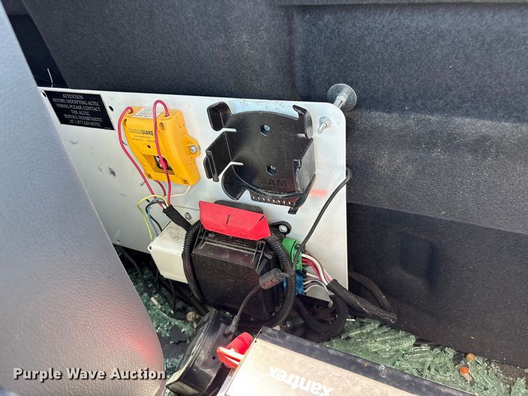 image for item YA3101 2013 Ford F450 Super Duty utility / service truck