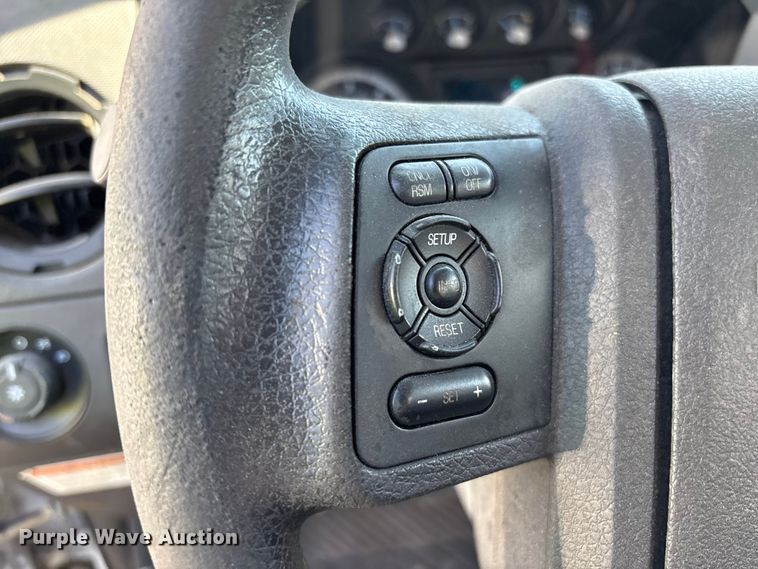 image for item YA3101 2013 Ford F450 Super Duty utility / service truck