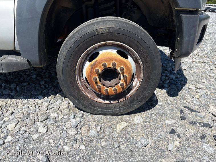 image for item YA3101 2013 Ford F450 Super Duty utility / service truck