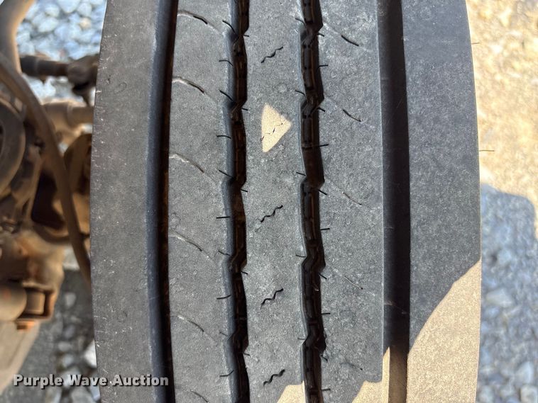 image for item YA3101 2013 Ford F450 Super Duty utility / service truck