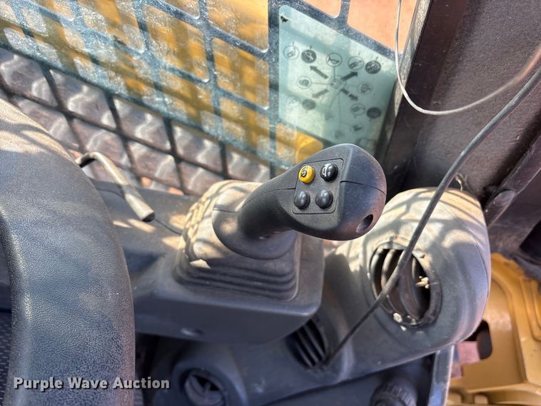 image for item YA3148 2020 Caterpillar 299D3 XE tracked skid steer loader