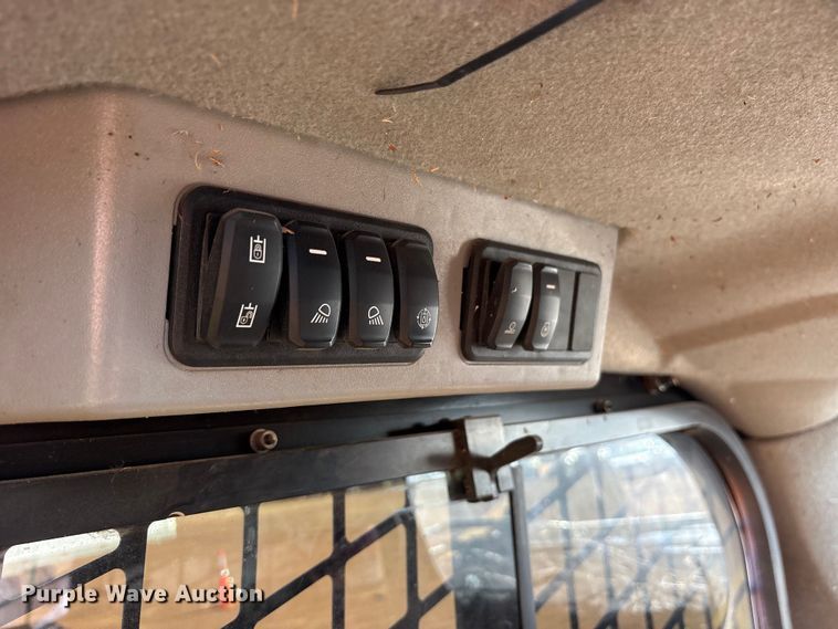 image for item YA3148 2020 Caterpillar 299D3 XE tracked skid steer loader