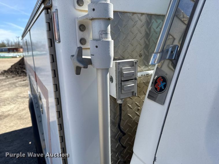 image for item DR1046 1991 Ford F350 utility bed pickup truck