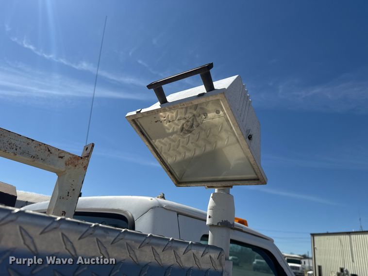 image for item DR1046 1991 Ford F350 utility bed pickup truck