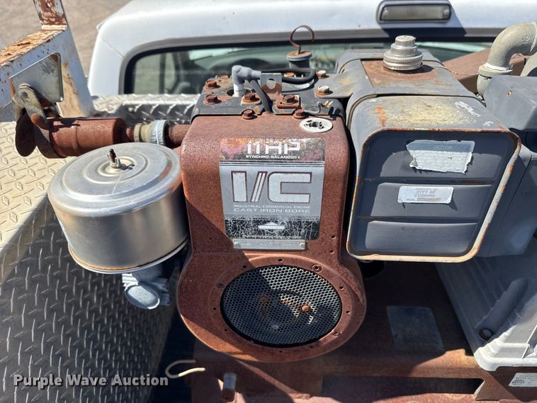 image for item DR1046 1991 Ford F350 utility bed pickup truck