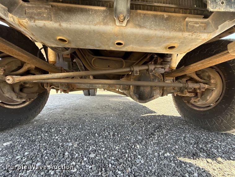 image for item DR1046 1991 Ford F350 utility bed pickup truck