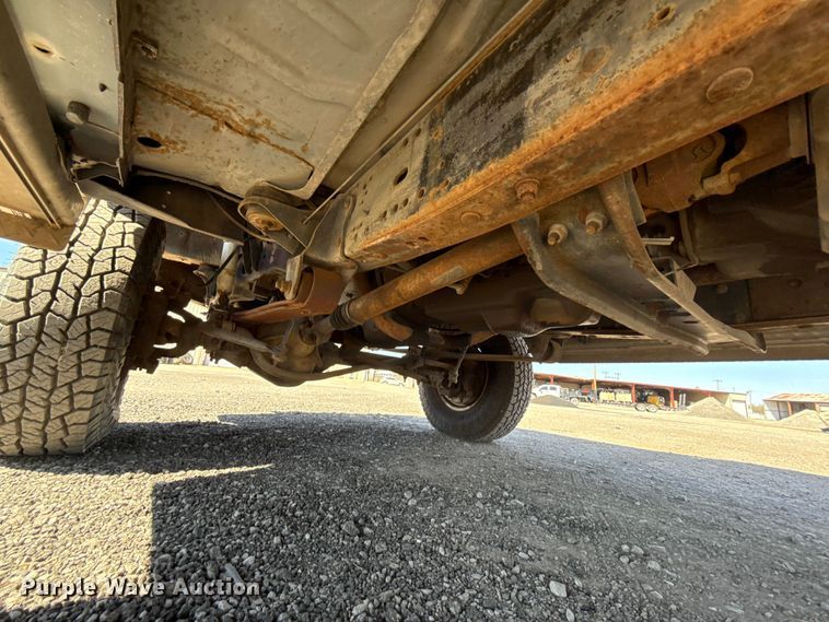 image for item DR1046 1991 Ford F350 utility bed pickup truck