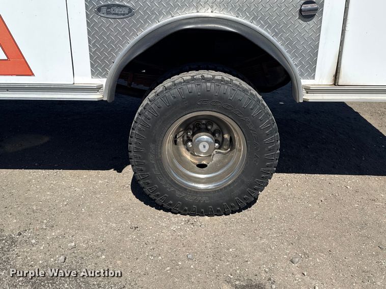 image for item DR1046 1991 Ford F350 utility bed pickup truck