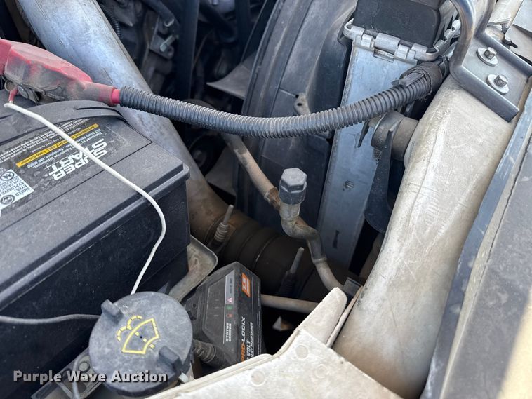 image for item DR1047 2006 Ford F550 Super Duty XL flatbed truck