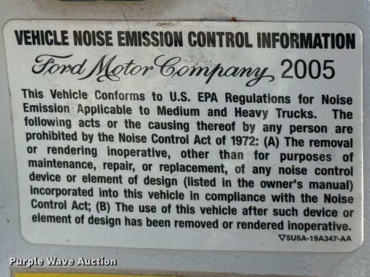 image for item DR1047 2006 Ford F550 Super Duty XL flatbed truck