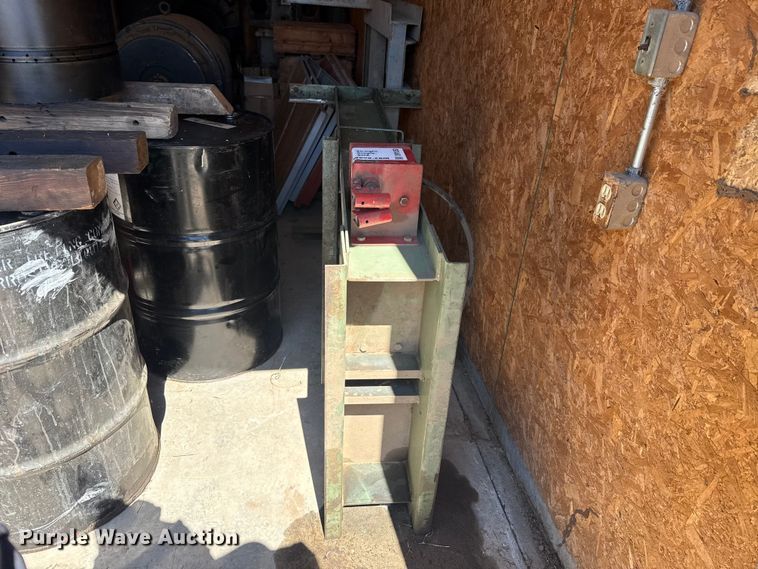 image for item DR1050 Tools