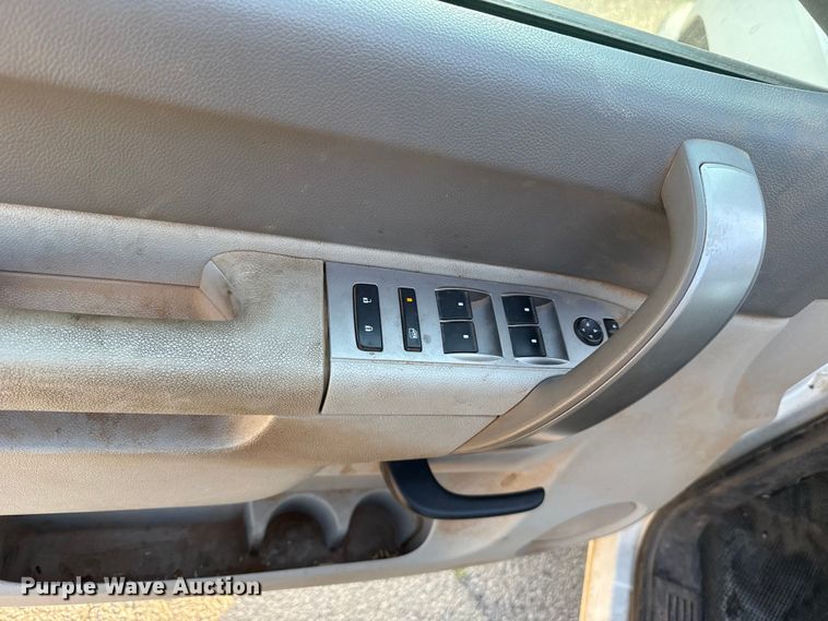 image for item DR1066 2011 Chevrolet Silverado 2500HD Crew Cab pickup truck