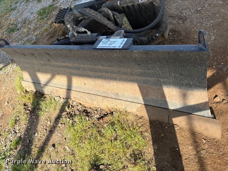 image for item DR1067 2012 Caterpillar 231-5275 skid steer dozer blade