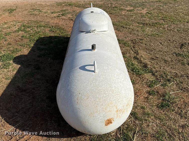 image for item DR1069 2001 National BD propane tank