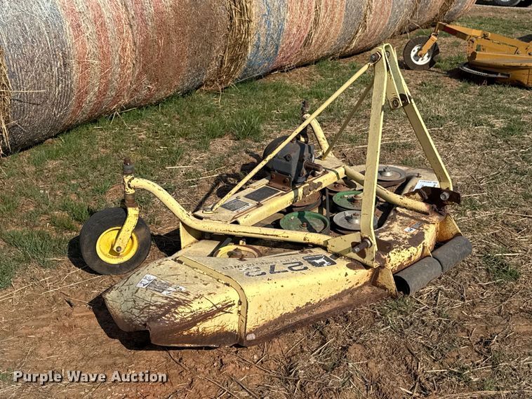 image for item DR1071 John Deere 272 finish mower