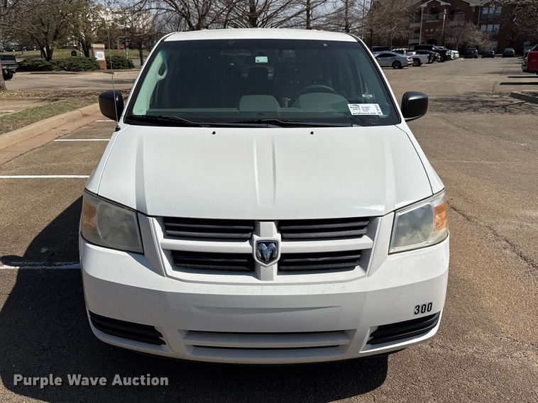 image for item DR1072 2010 Dodge Grand Caravan van