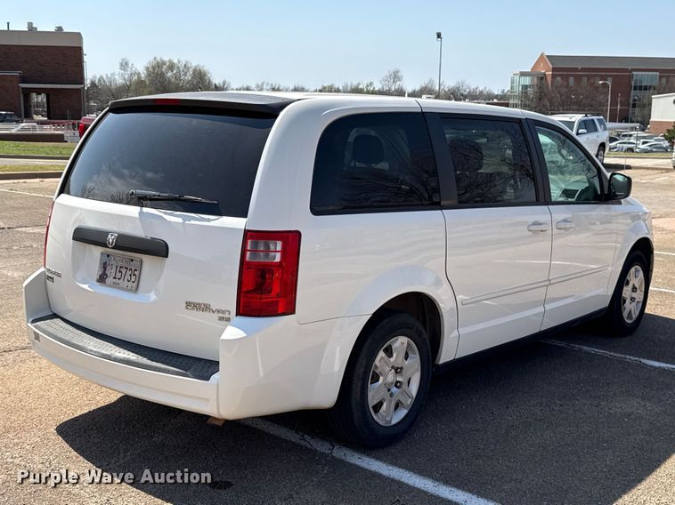 image for item DR1072 2010 Dodge Grand Caravan van
