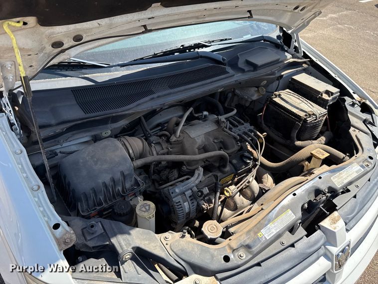 image for item DR1072 2010 Dodge Grand Caravan van