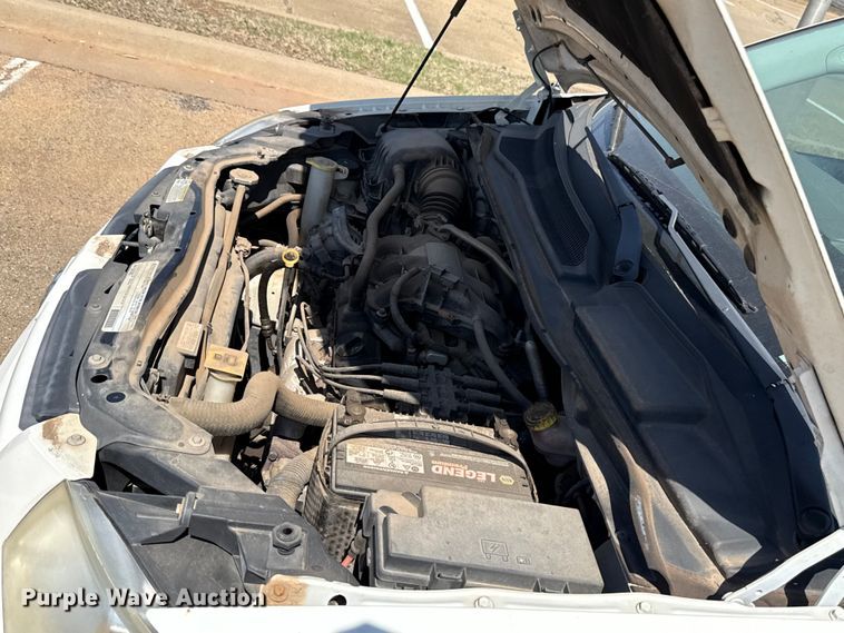 image for item DR1072 2010 Dodge Grand Caravan van