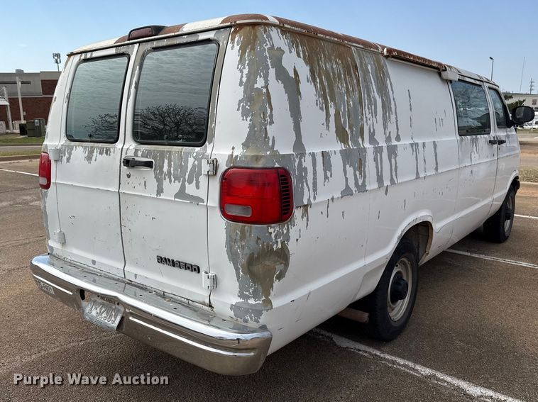 image for item DR1073 2002 Dodge Ram 2500 van