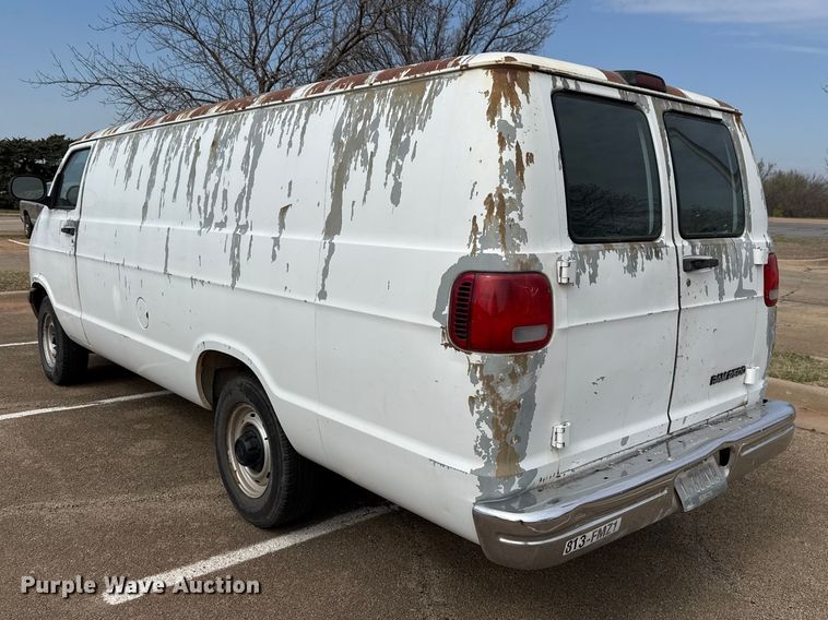 image for item DR1073 2002 Dodge Ram 2500 van