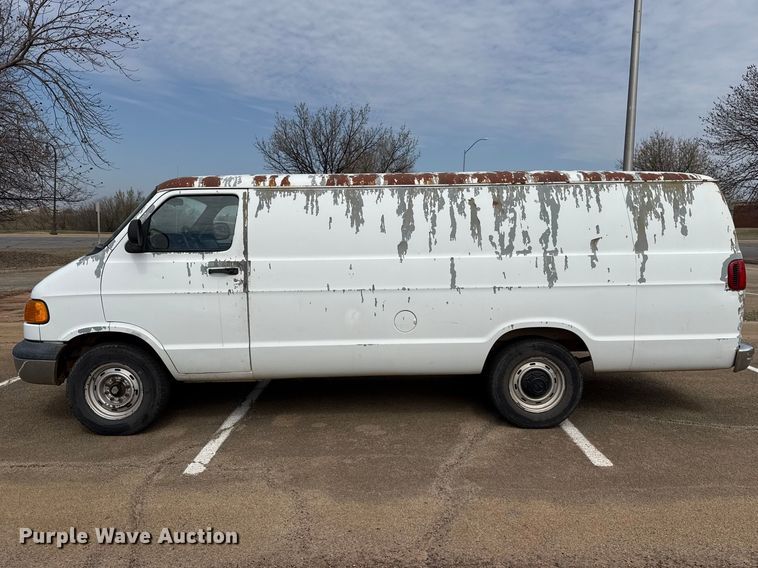image for item DR1073 2002 Dodge Ram 2500 van