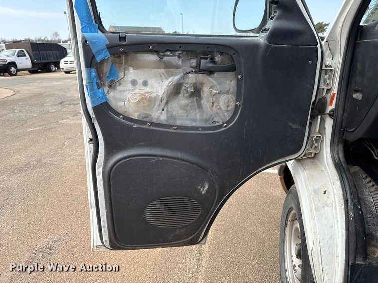 image for item DR1073 2002 Dodge Ram 2500 van