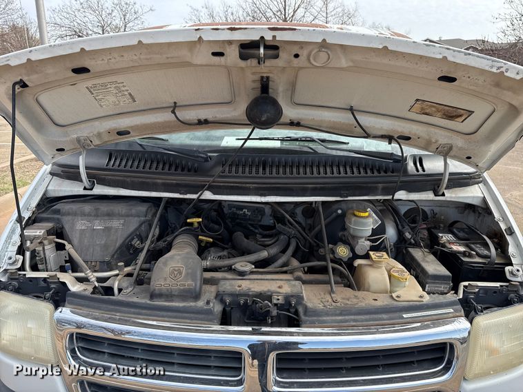 image for item DR1073 2002 Dodge Ram 2500 van