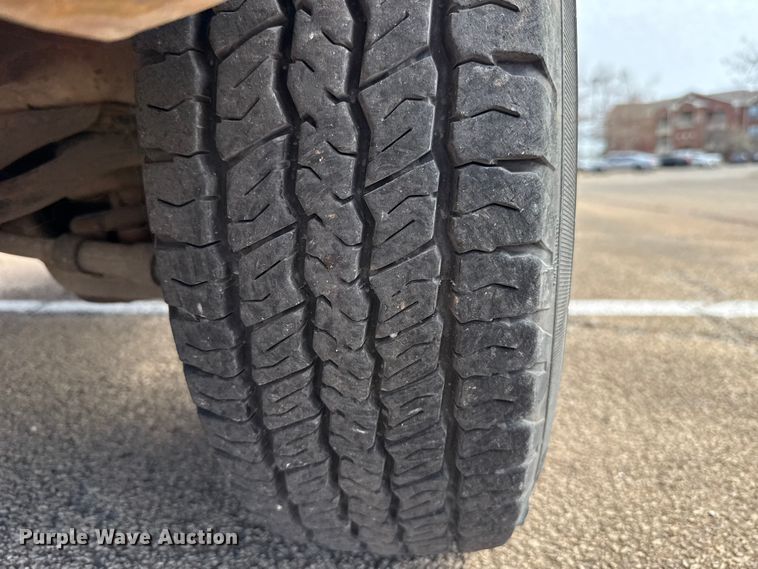 image for item DR1073 2002 Dodge Ram 2500 van